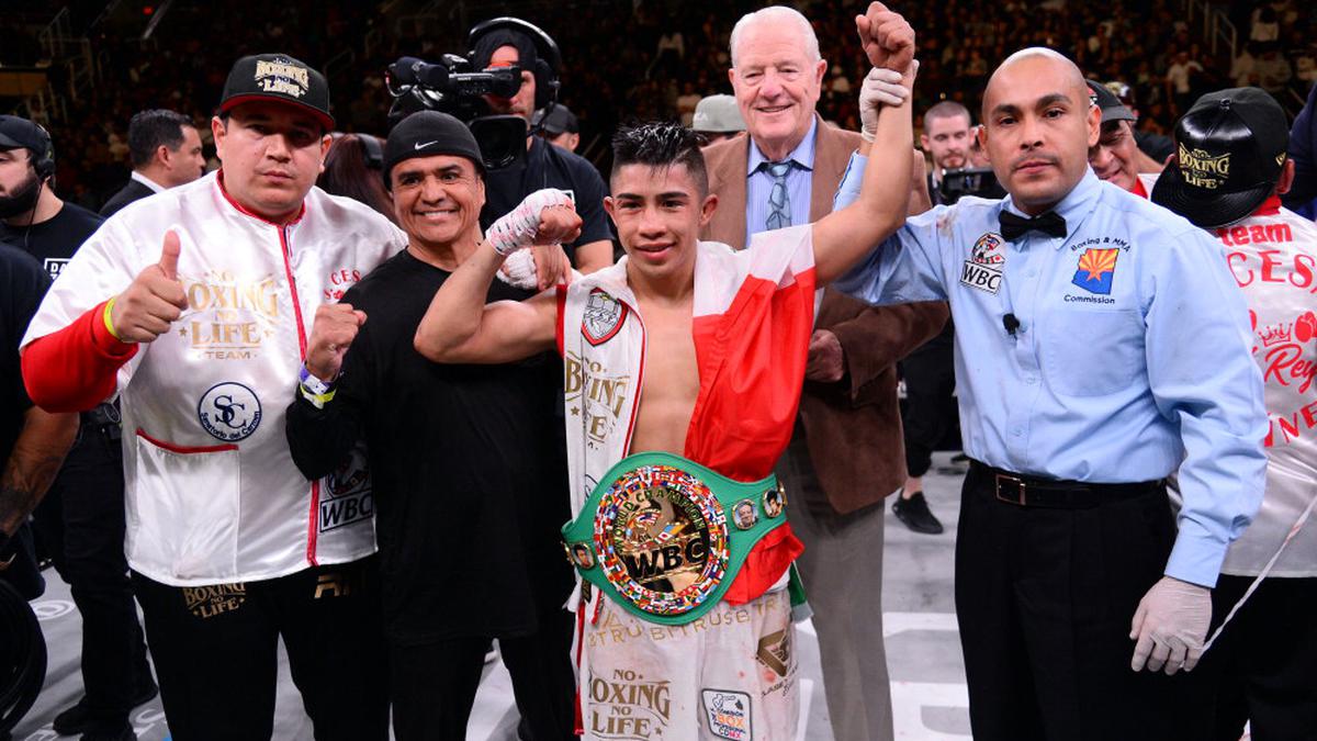 Mexico’s Martinez wins WBC world flyweight crown - Sportstar