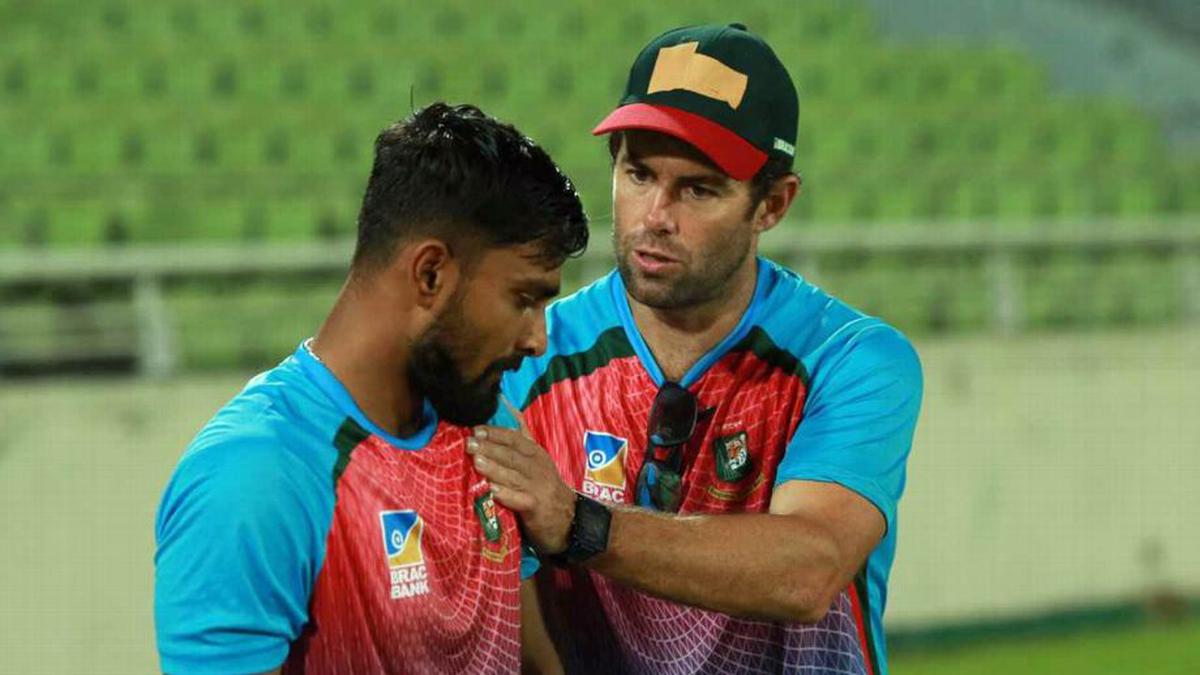 Bangladesh batting, fielding coaches withdraw from Pakistan tour