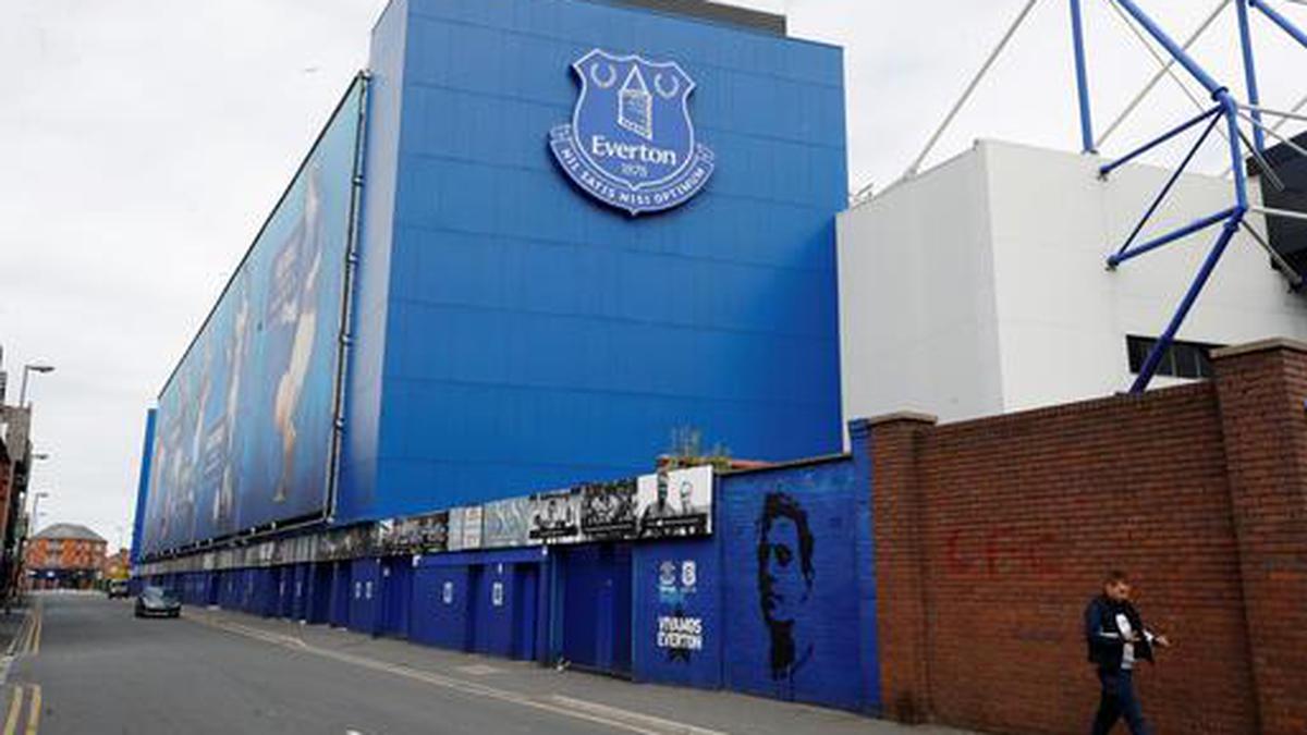 Liverpool mayor wants derby match to be played at Goodison Park