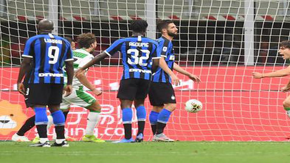 Inter Milan rues open-goal miss in 3-3 draw with Sassuolo