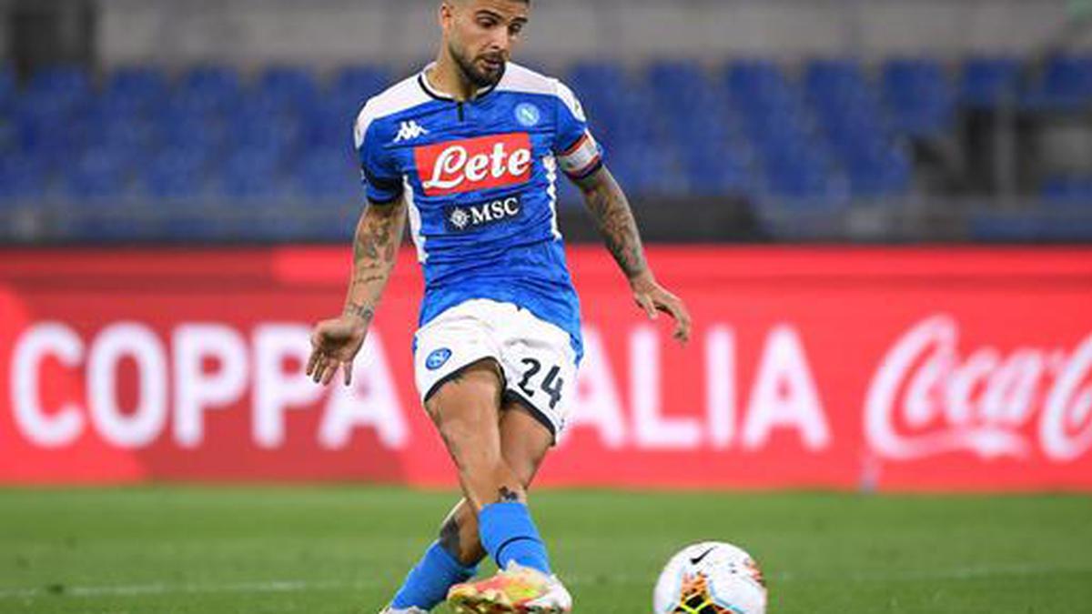 Insigne curls in late winner for Napoli against Roma