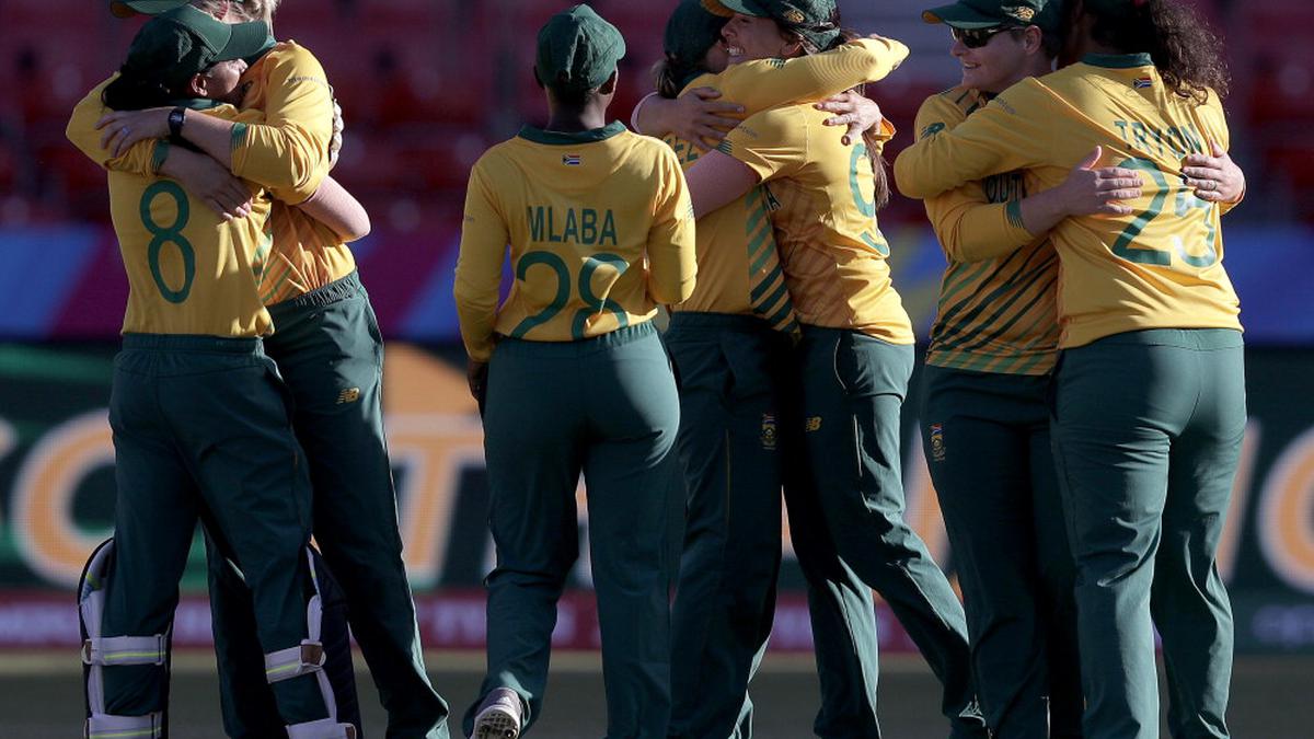 South Africa women's cricket team pulls out of England tour