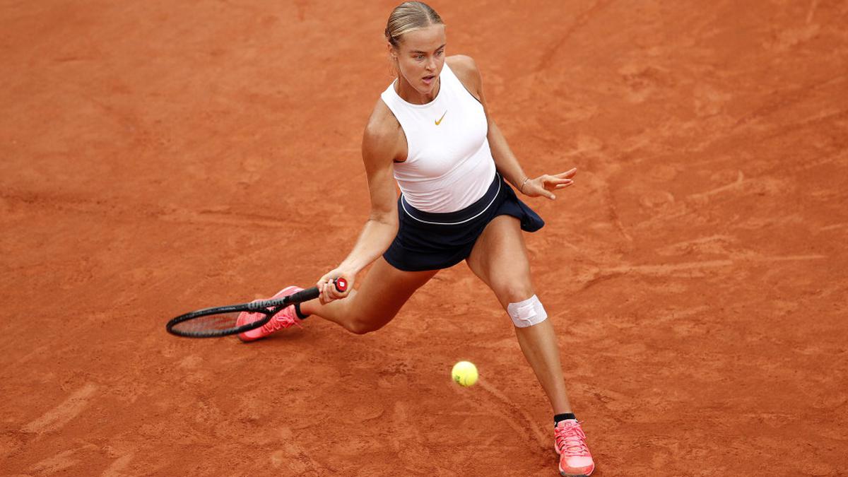 French Open: Schmeidlova sends Azarenka packing - sports news