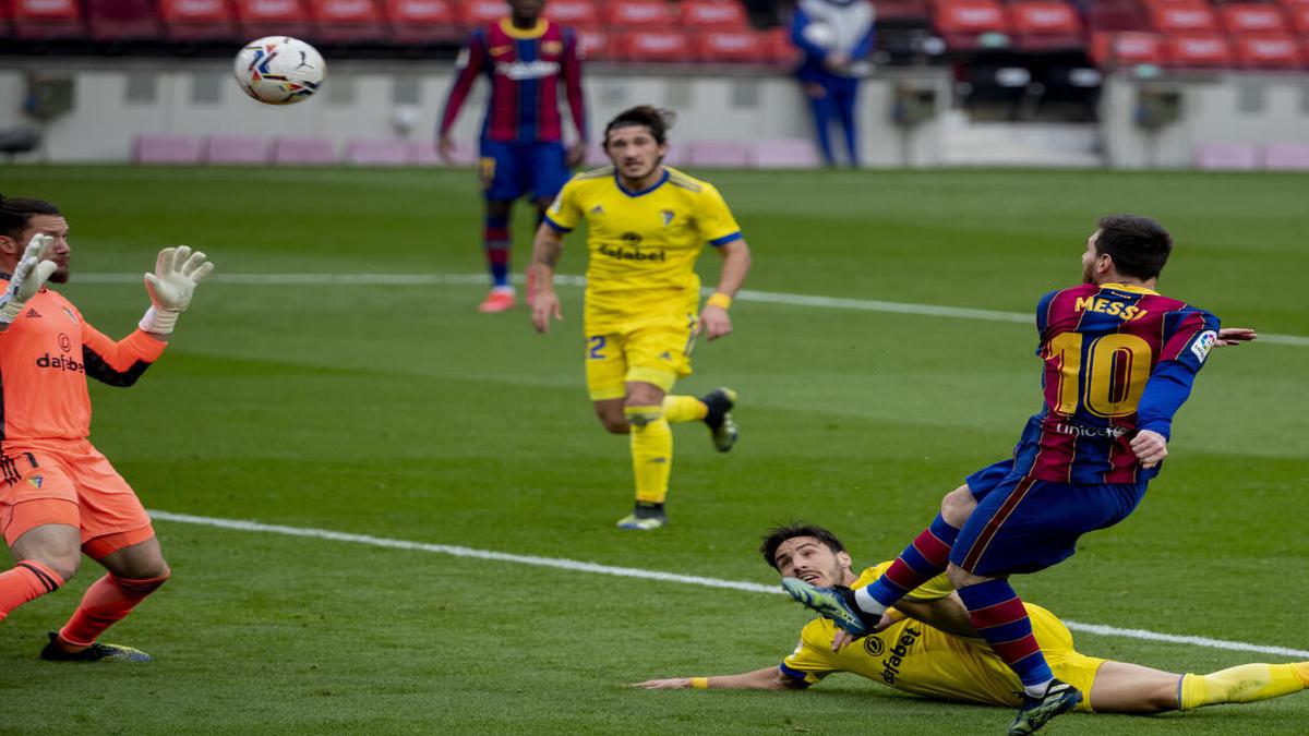 Barcelona draws with Cadiz in Messi's record 506th league game