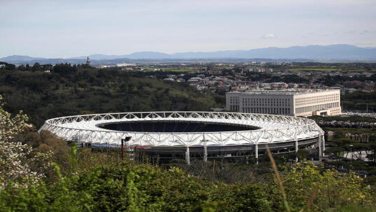 Italian FA head says good chance of stadiums reopening before Euro 2020