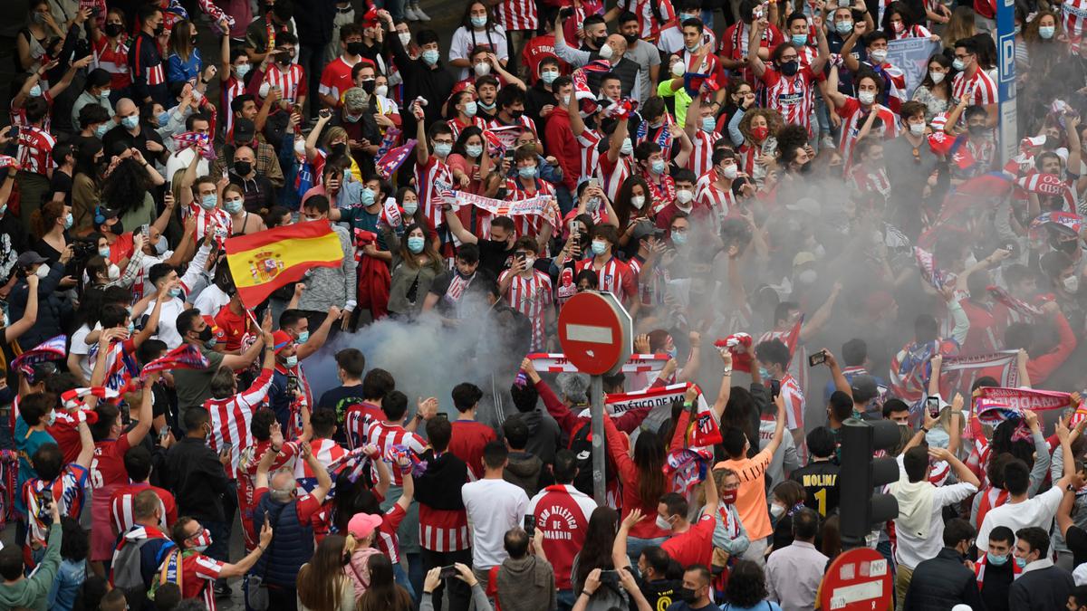 Thousands of Atletico Madrid fans defy COVID-19 pandemic by celebrating title win