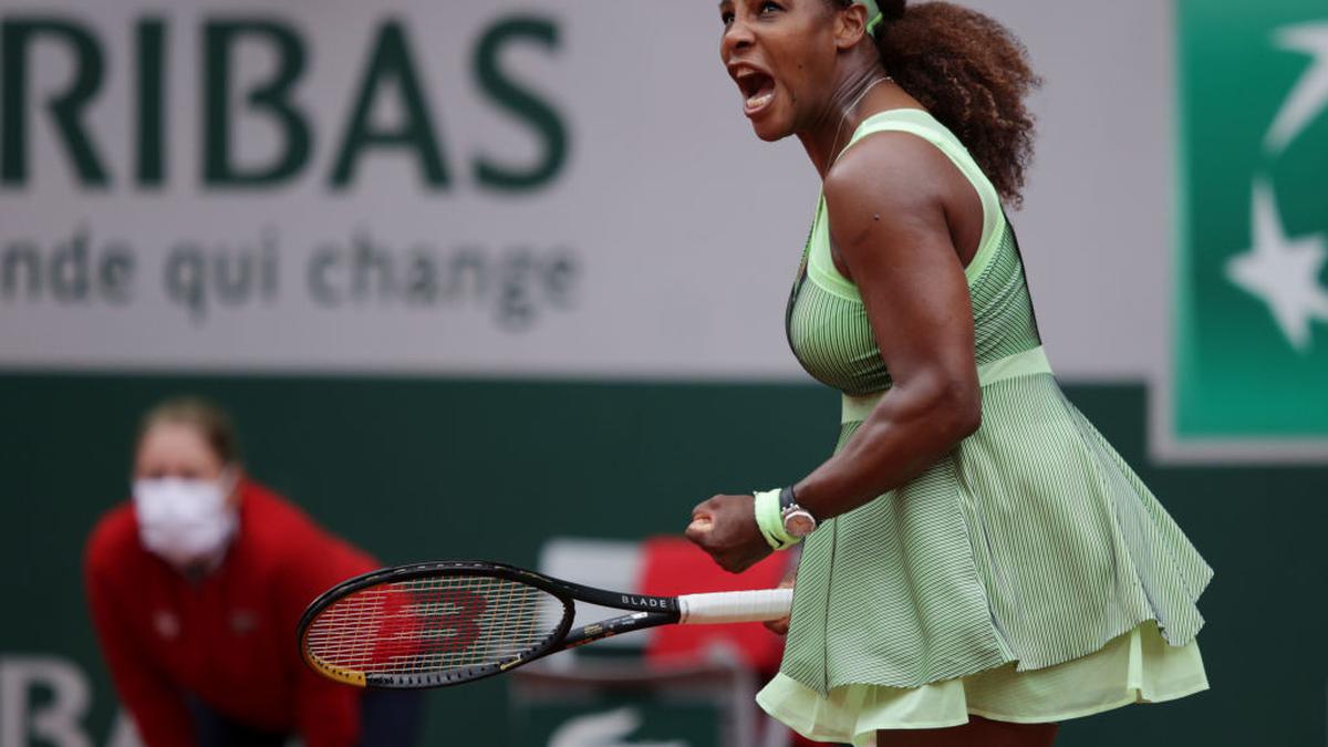 French Open: Serena Williams powers into Roland Garros last 16 with Collins win