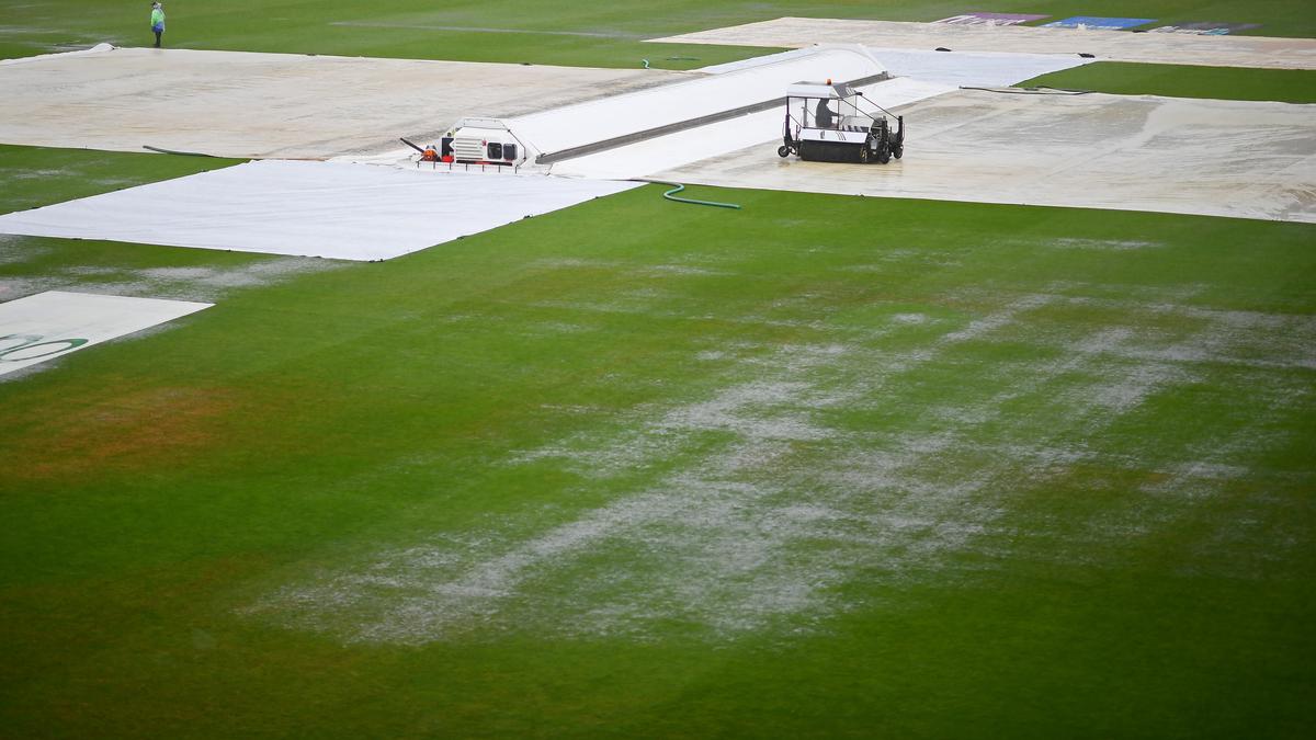 WTC final: Gavaskar questions lack of full covering on England grounds after day one wash-out