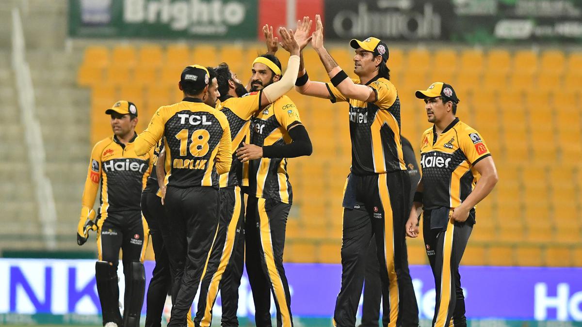 Peshawar Zalmi beats Islamabad United, qualifies for fourth PSL final