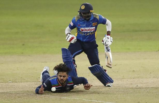 Sri Lanka combine deft touches with big shots, NZ v SL