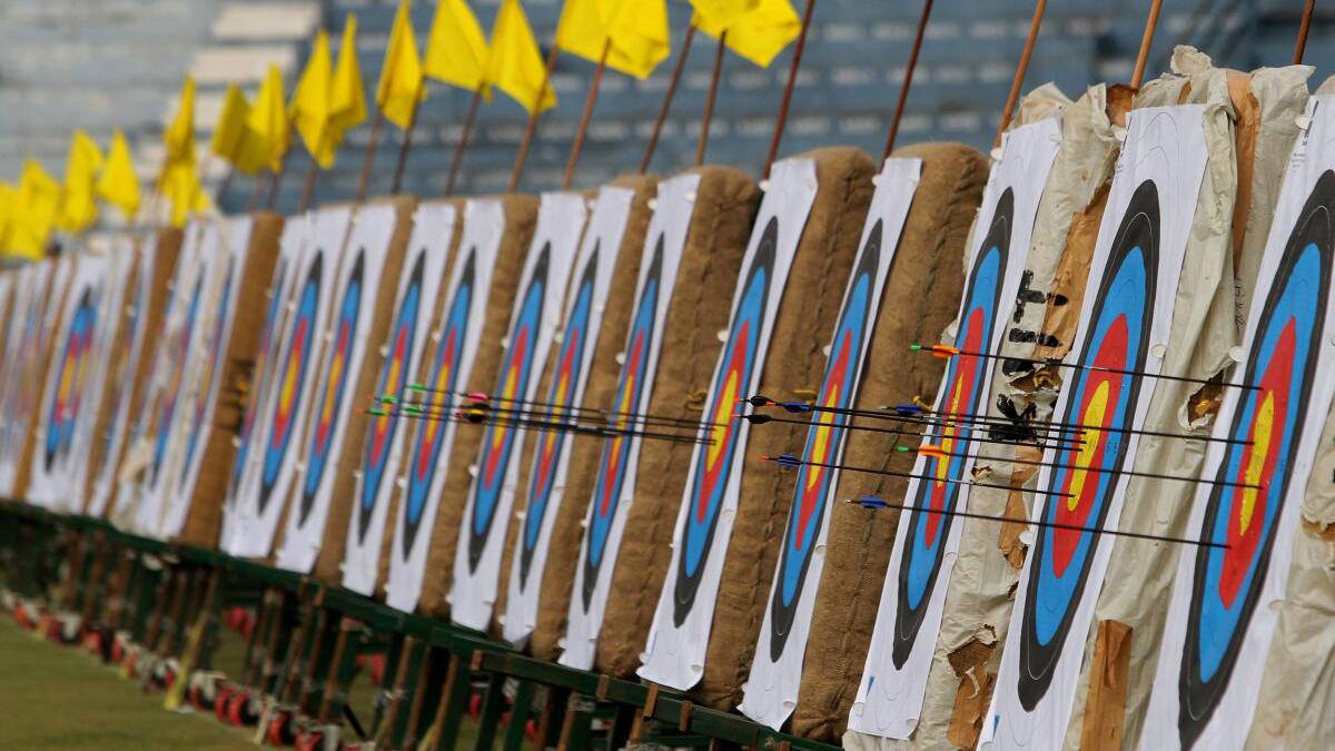 India U-18 compound archers shatter two qualifying world records at World Youth Championships