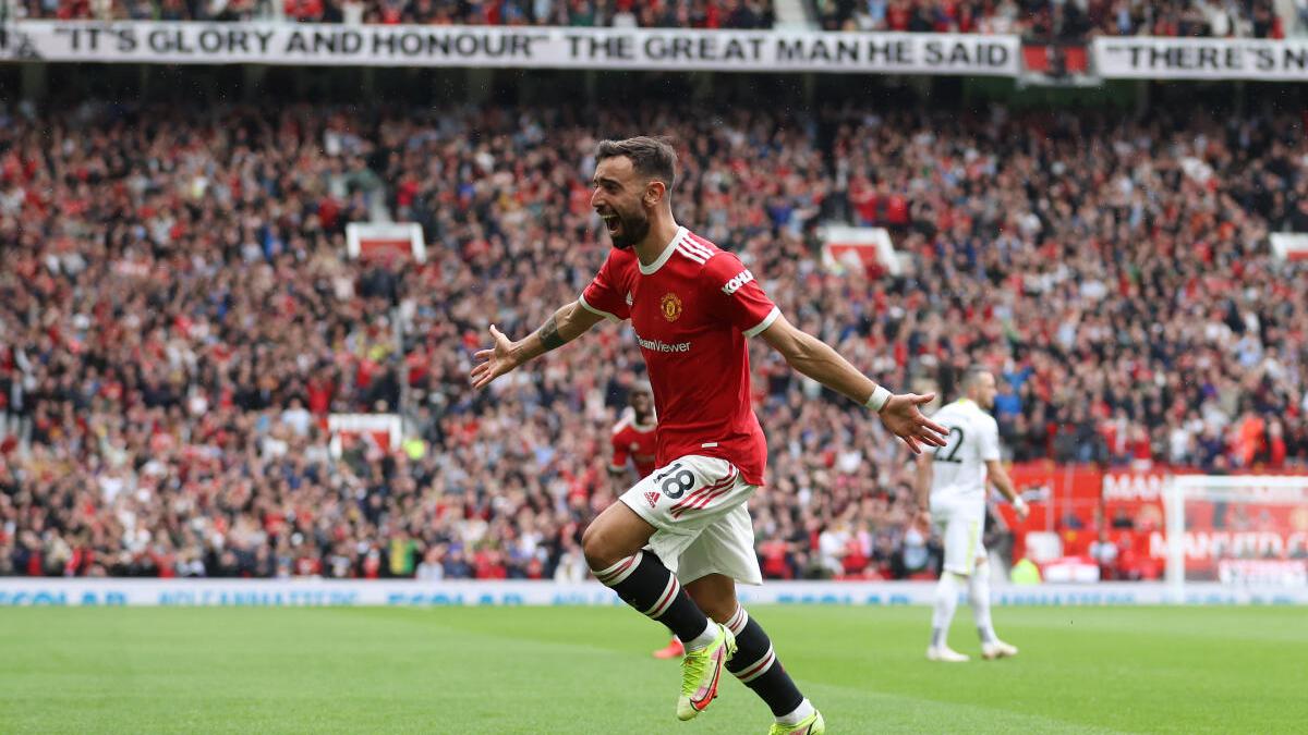 Manchester United wins 5-1 against Leeds United in league opener