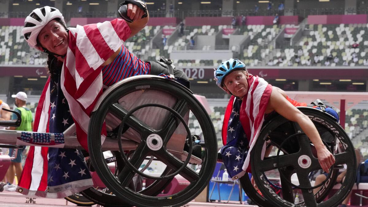 Wheelchair racing legend McFadden wins 18th Paralympic medal