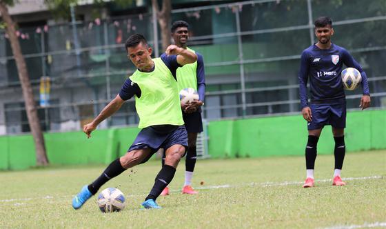 SAFF 2021: Blue Tigers Play Out Goalless Draw Against Sri Lanka As Indian  Football Team Hits New Low