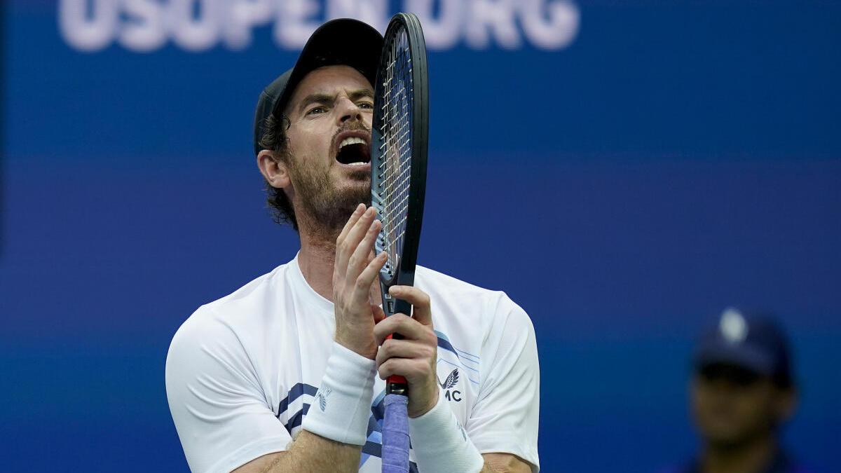 Murray appeals for return of 'stolen' wedding ring and shoes