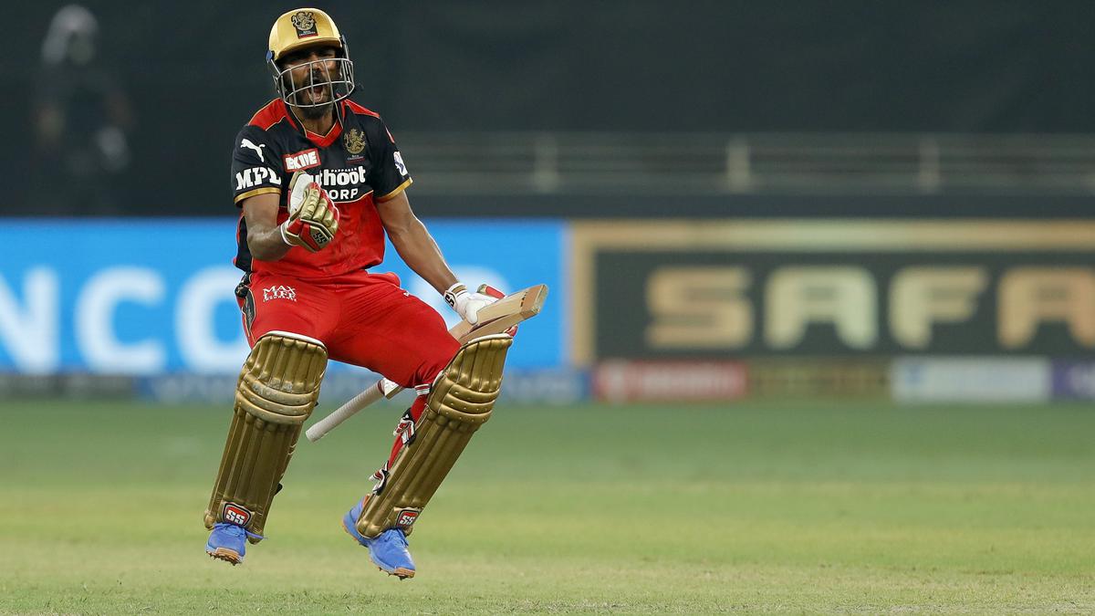 RCB vs DC Highlights: Bharat hits last ball six to seal seven-wicket win for Bangalore