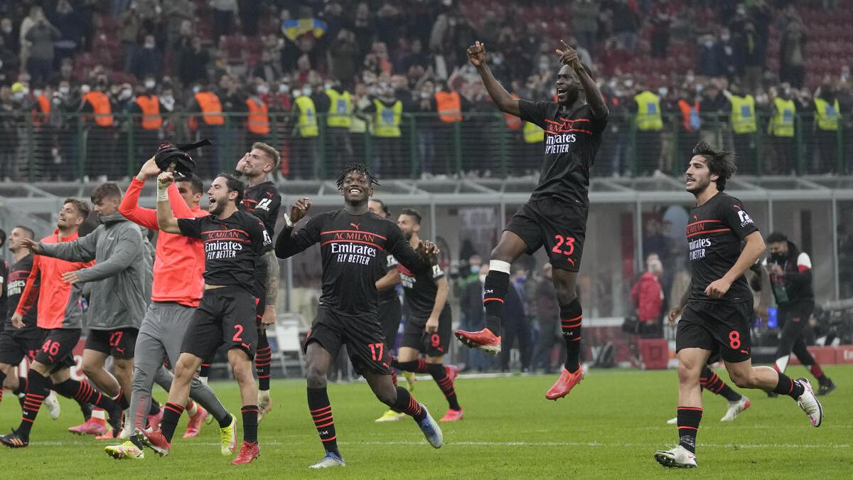 AC Milan goes top of Serie A with comeback win over Hellas Verona