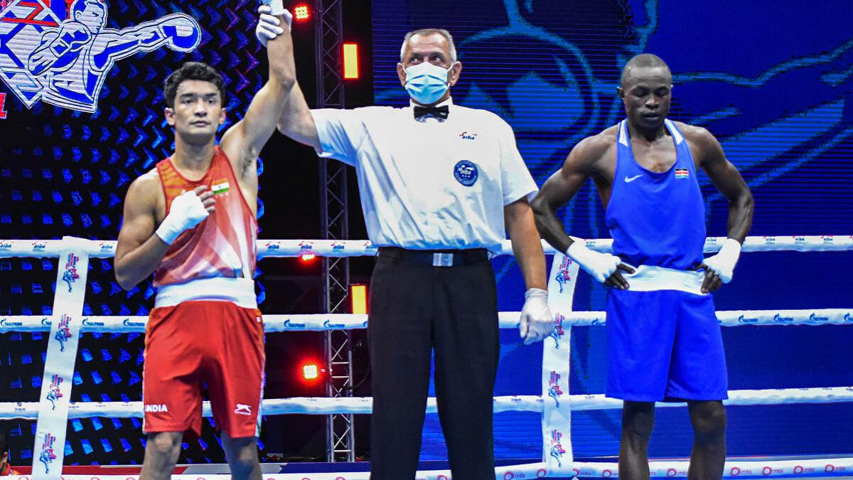 Boxing World C'ship: Asian medallists Shiva, Deepak advance