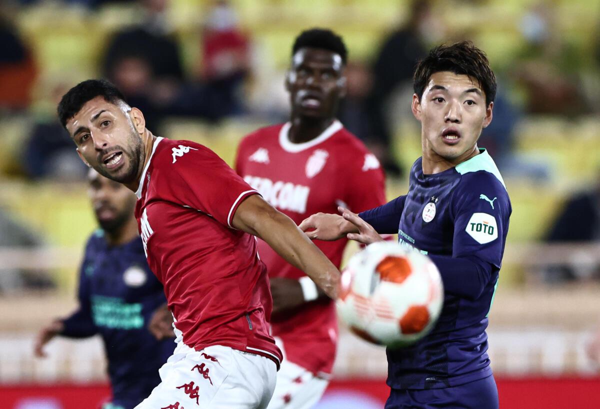Soccer-Japan add winger Doan to squad for World Cup qualifiers