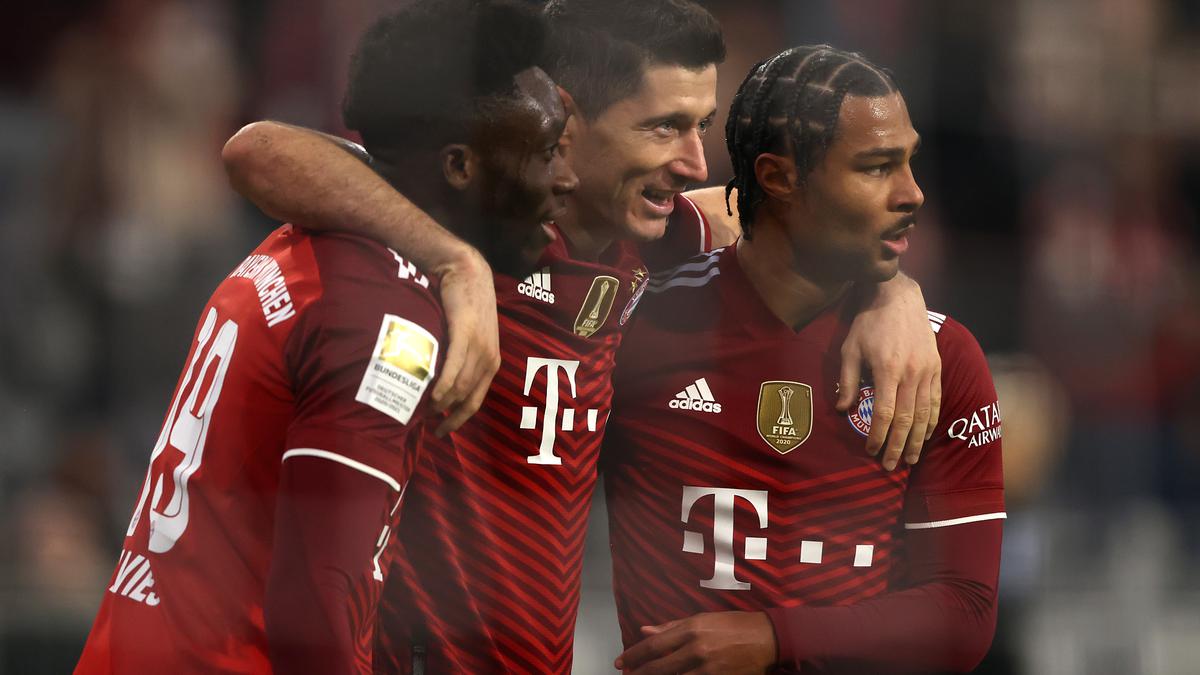 Bundesliga: Lewandowski on target as Bayern ends Freiburg's unbeaten league start