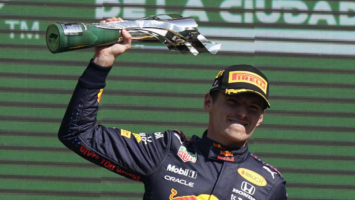 F1: Verstappen wins in Mexico City to stretch championship lead