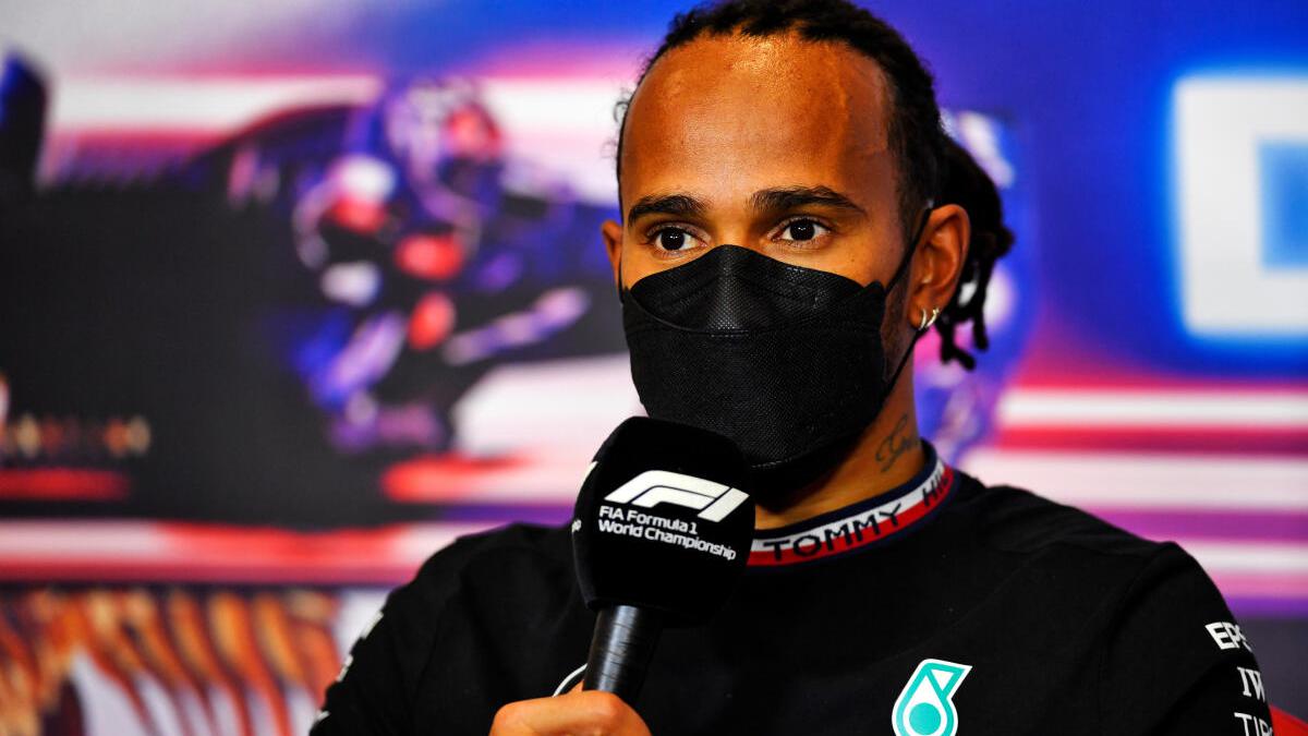 Lewis Hamilton clarifies his comments about Bottas, Perez