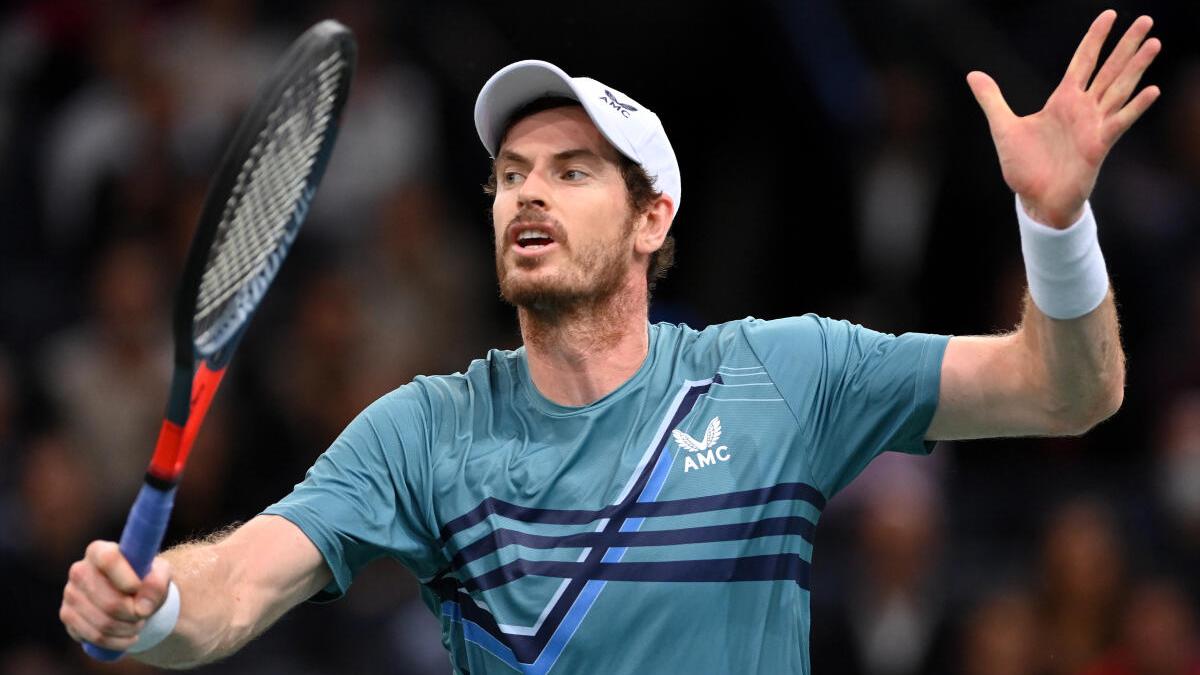 Stockholm Open: Andy Murray beats top seed Sinner to reach quarters