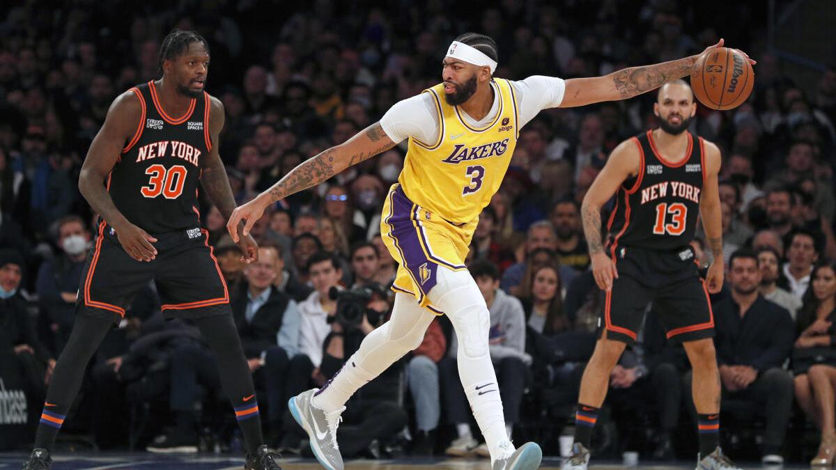 NBA roundup: Knicks hold off Lakers team missing suspended James, 106-100