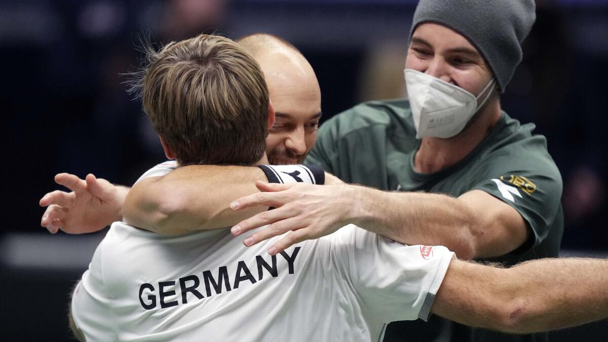 Germany beats Britain in Davis Cup for 1st semi since 2007