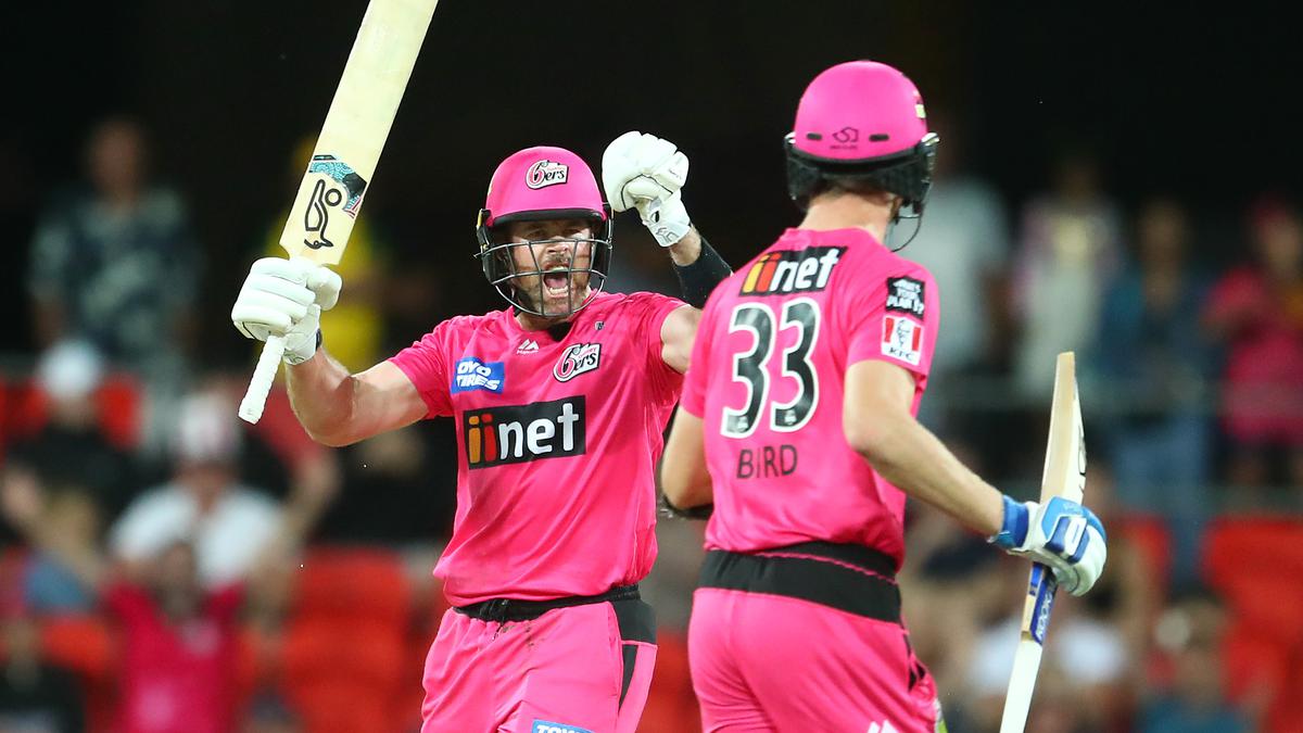 Sixers eyes title defence as Big Bash League launches