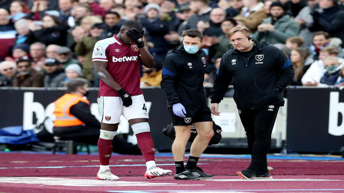 Zouma joins list of injured West Ham defenders with hamstring injury