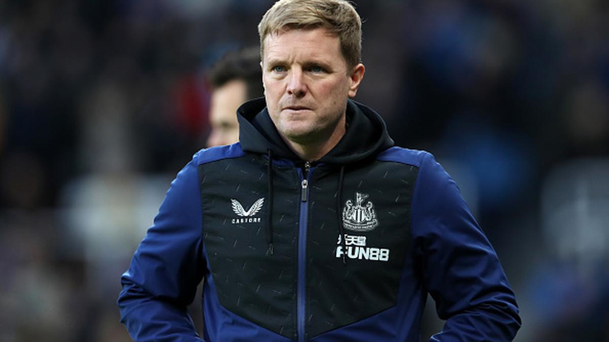 Premier League on 'knife edge' as COVID cases rise, says Newcastle's Eddie Howe