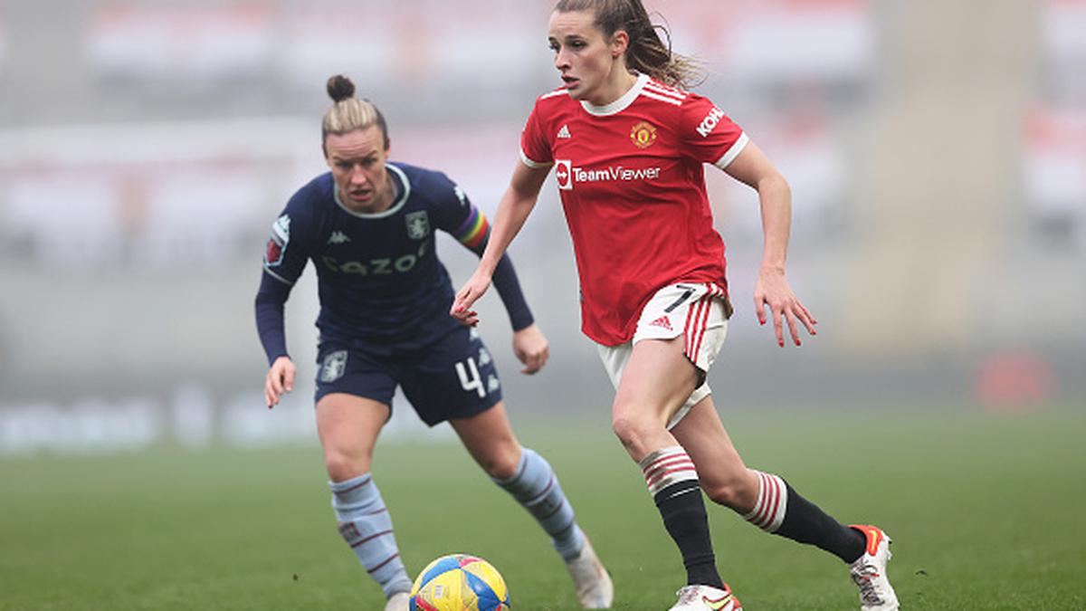 Women's Super League: Manchester United crushes Villa to go third