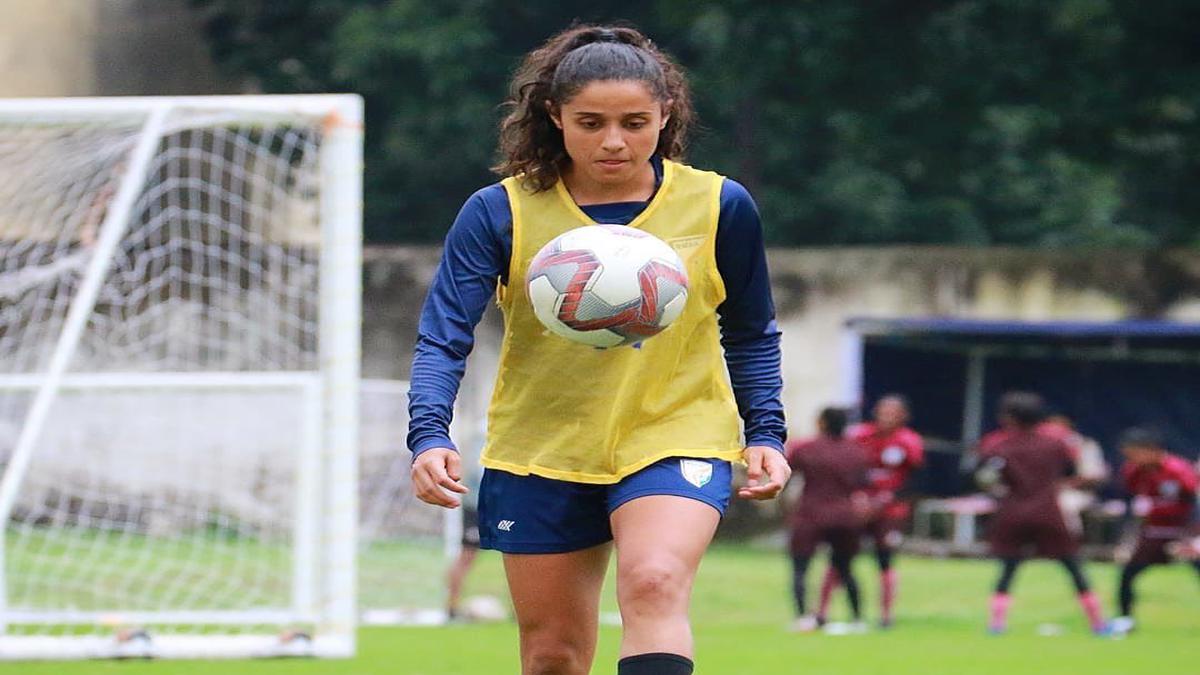 India national team veteran Dalima Chhibber using her own experiences as  fuel for mental health awareness - University of Manitoba Athletics