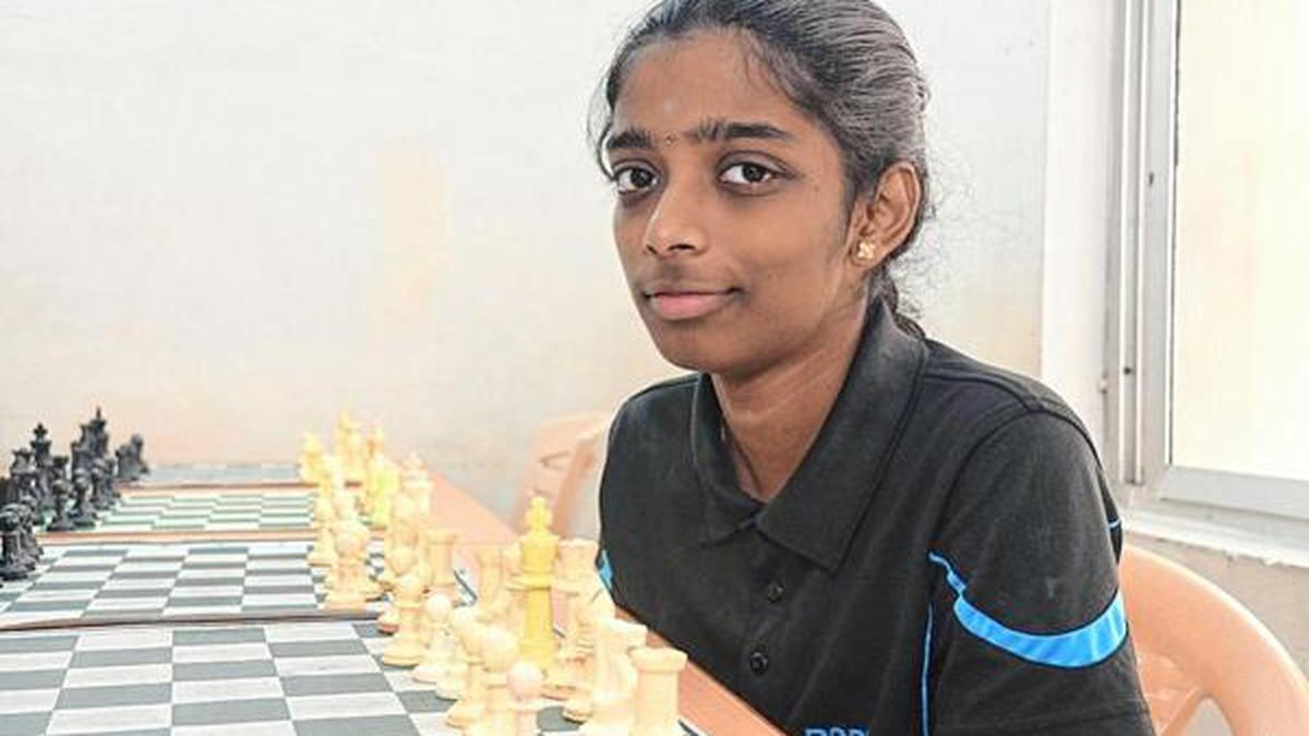 India's Vaishali qualifies for women's Candidates, emulates Humpy -  Hindustan Times