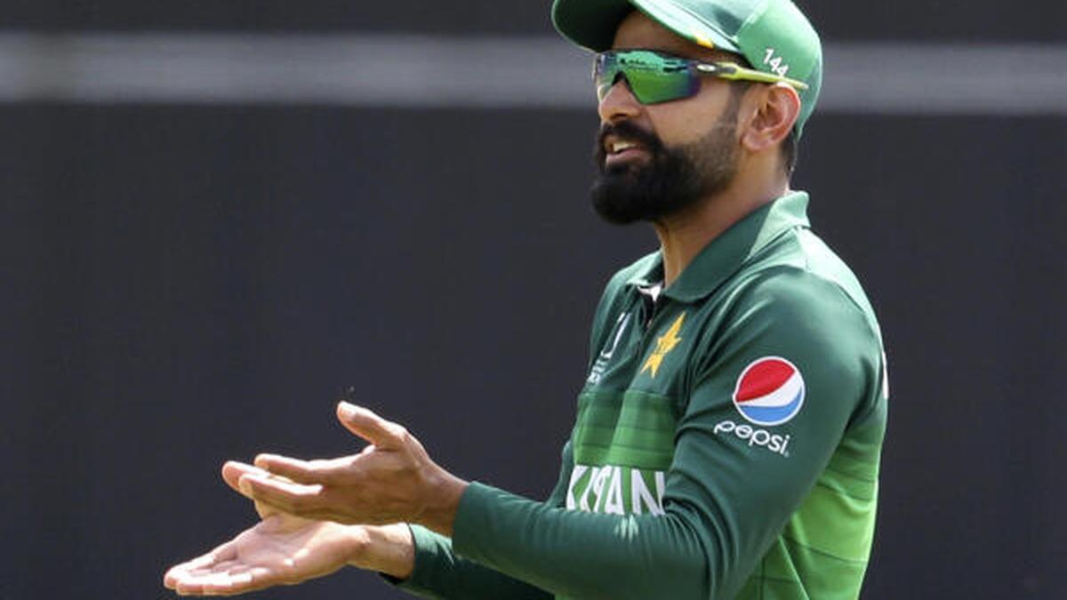 Mohammad Hafeez announces retirement from international cricket