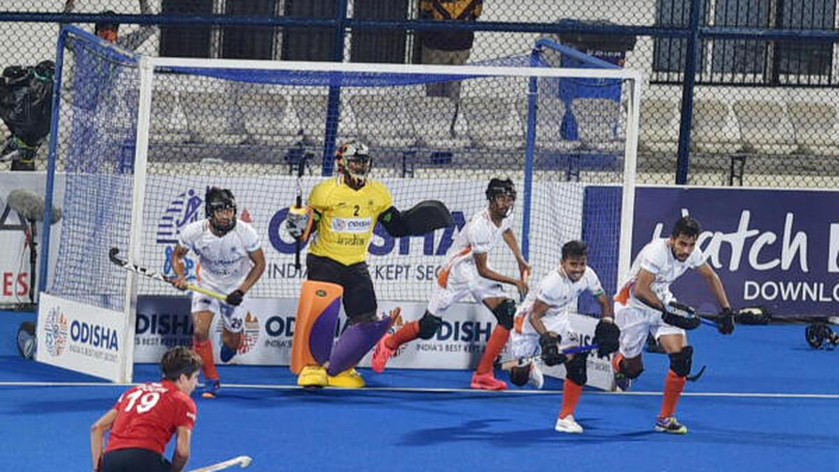 FIH's new Penalty Corner rule: Defenders can wear protective face gear within 23m area