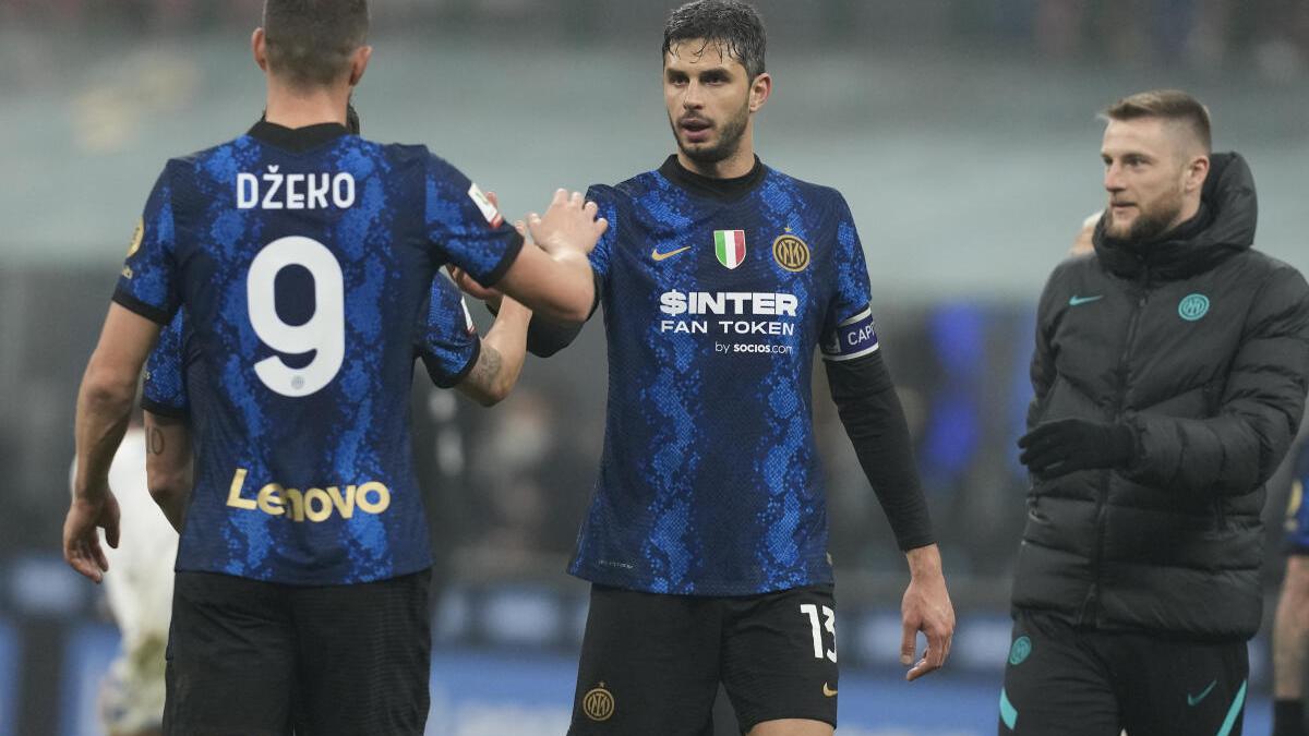 Inter Milan survives scare to overcome Empoli 3-2 in Italian Cup