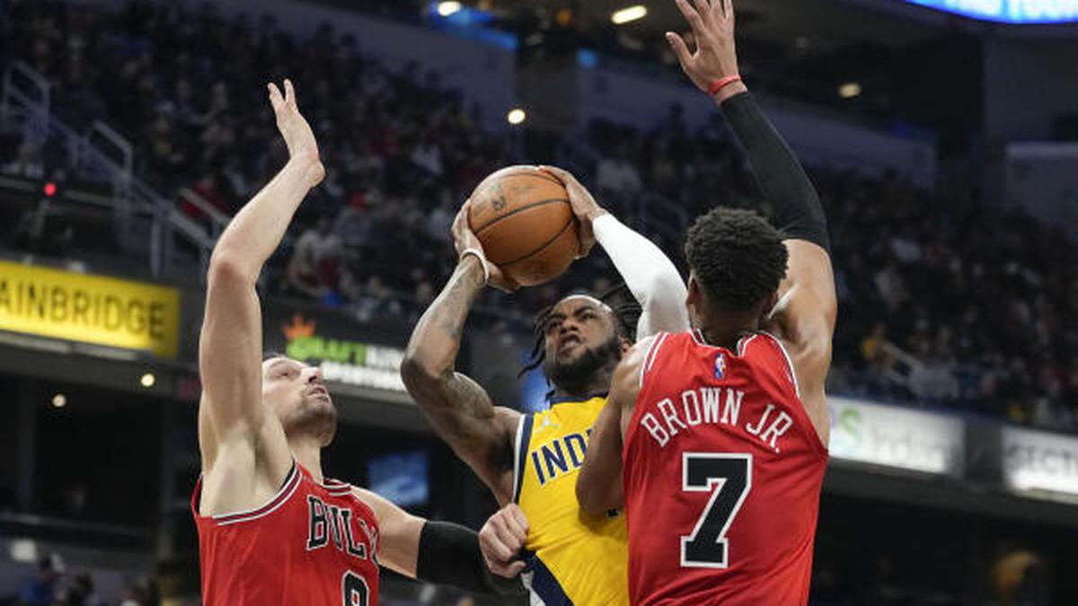 NBA roundup: Caris LeVert scores 42 but Pacers fall to Bulls