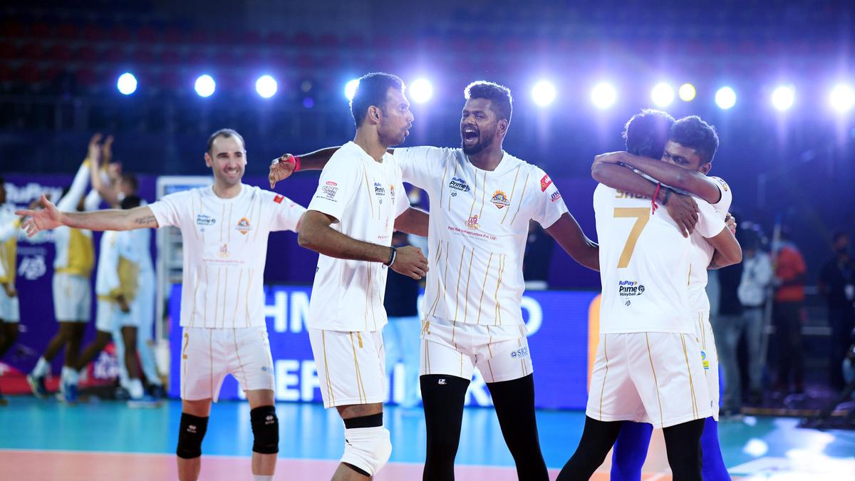 PVL 2022: Ahmedabad Defenders outplays Hyderabad Black Hawks for third straight win