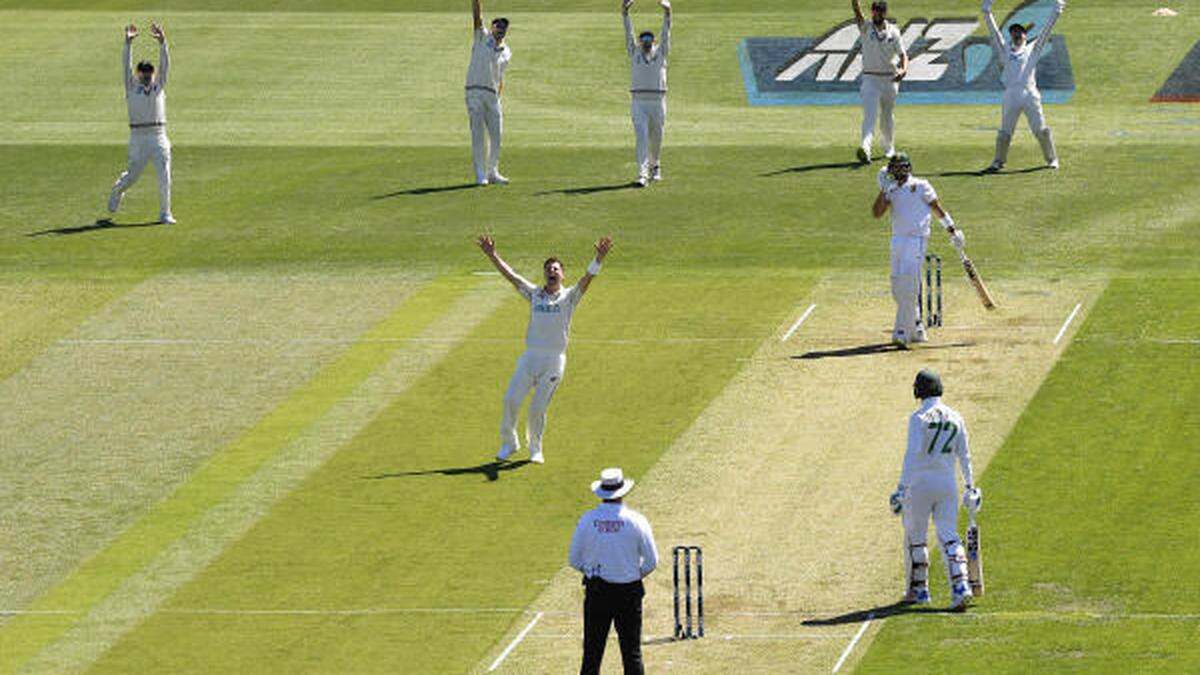 Henry takes 7-23 as NZ bowls out Proteas for 95 in first Test