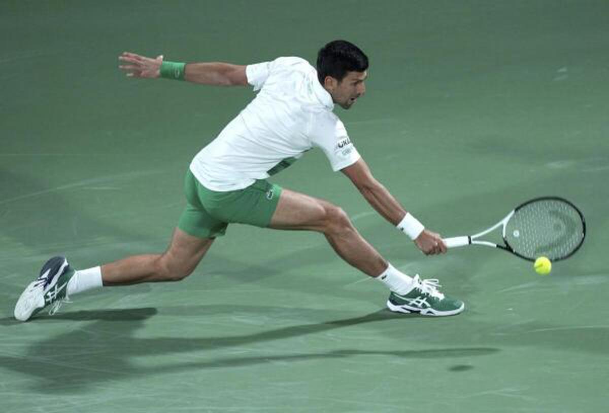 Djokovic returns to action with victory in Dubai