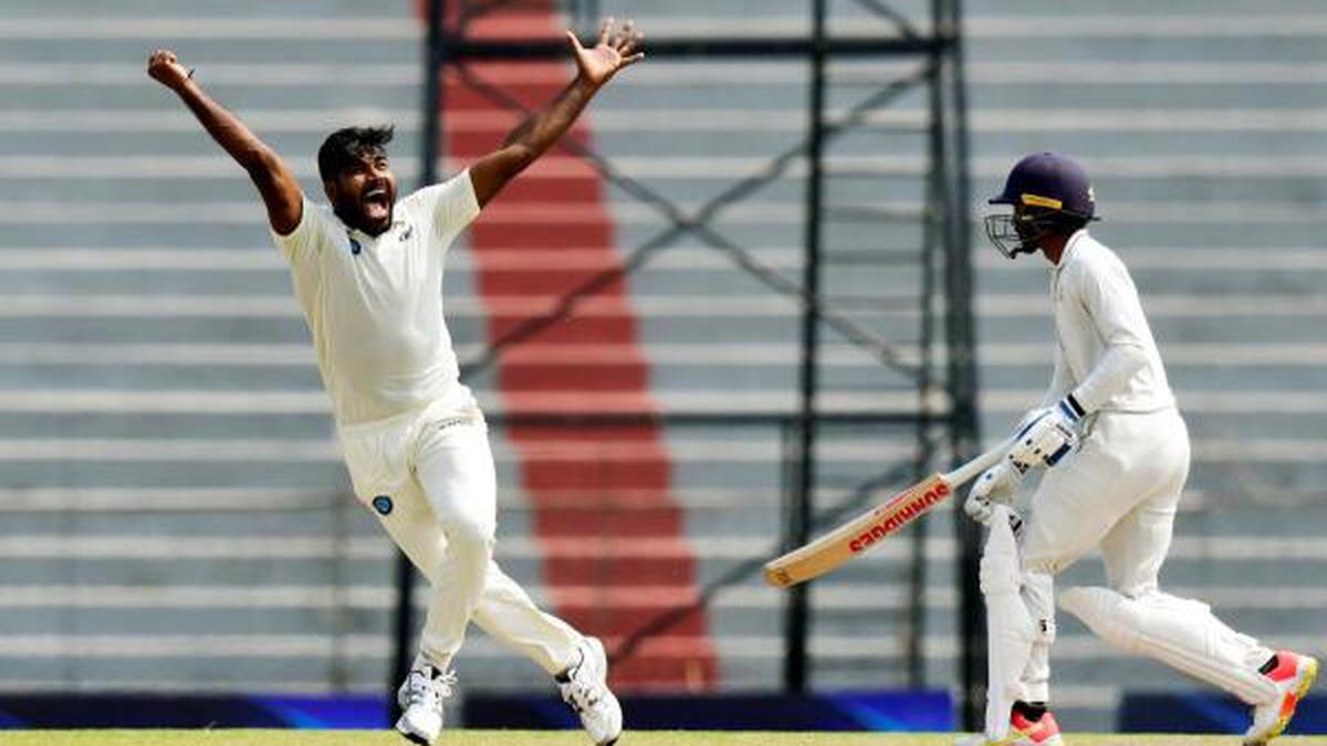 Ranji Trophy: Thrilling last day on cards as Jharkhand, TN chase win