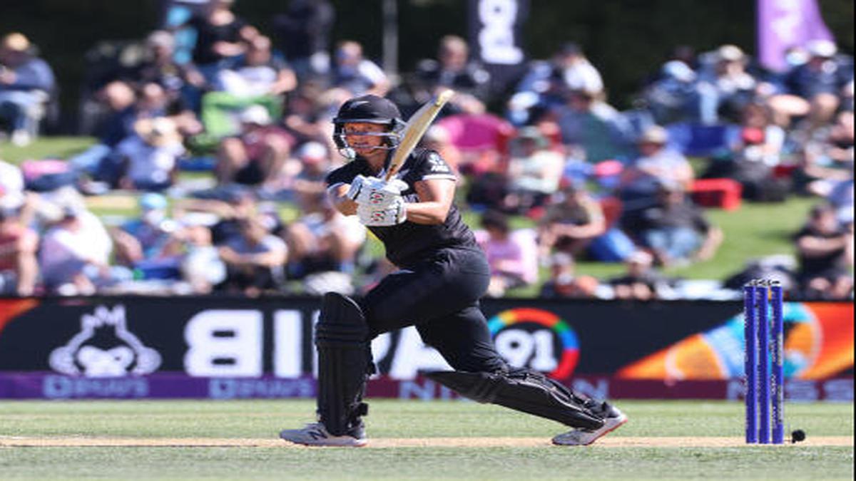 Women's World Cup 2022: Bates, Rowe power NZ to 71-run win over PAK