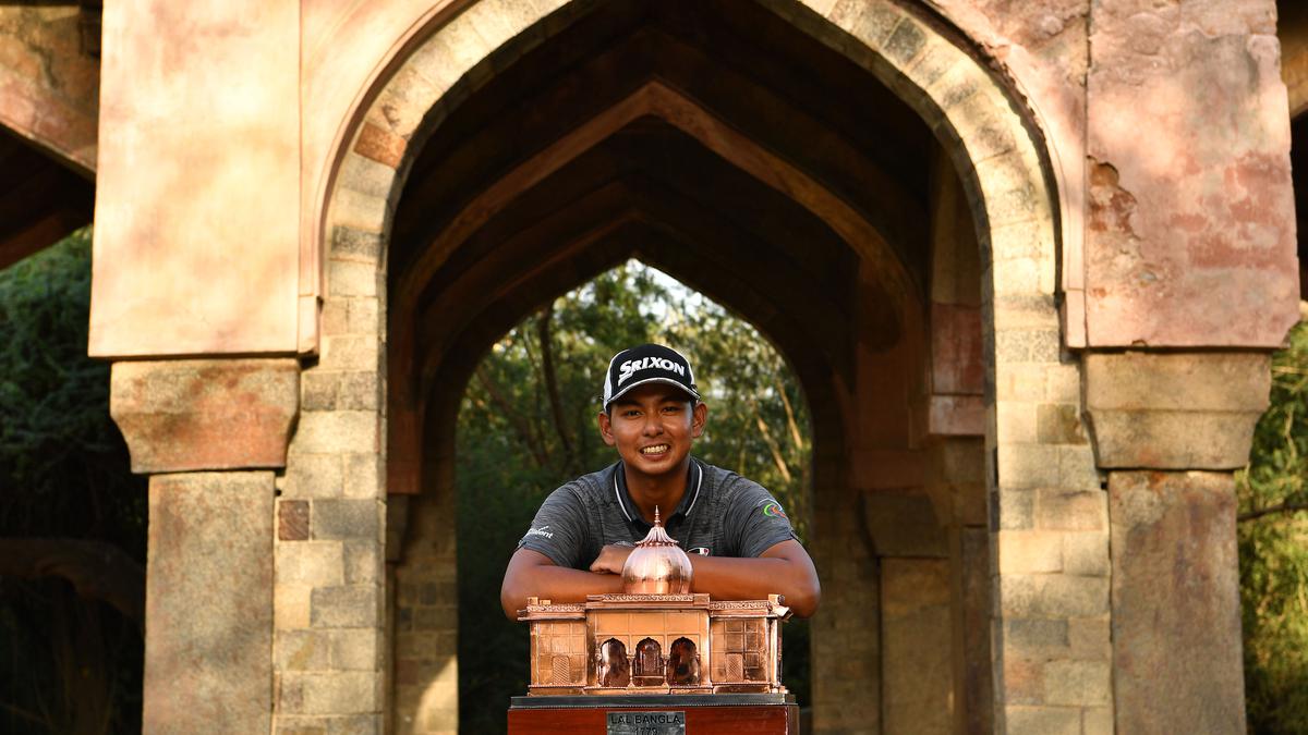 Nitithorn Thippong wins DGC Open in playoff