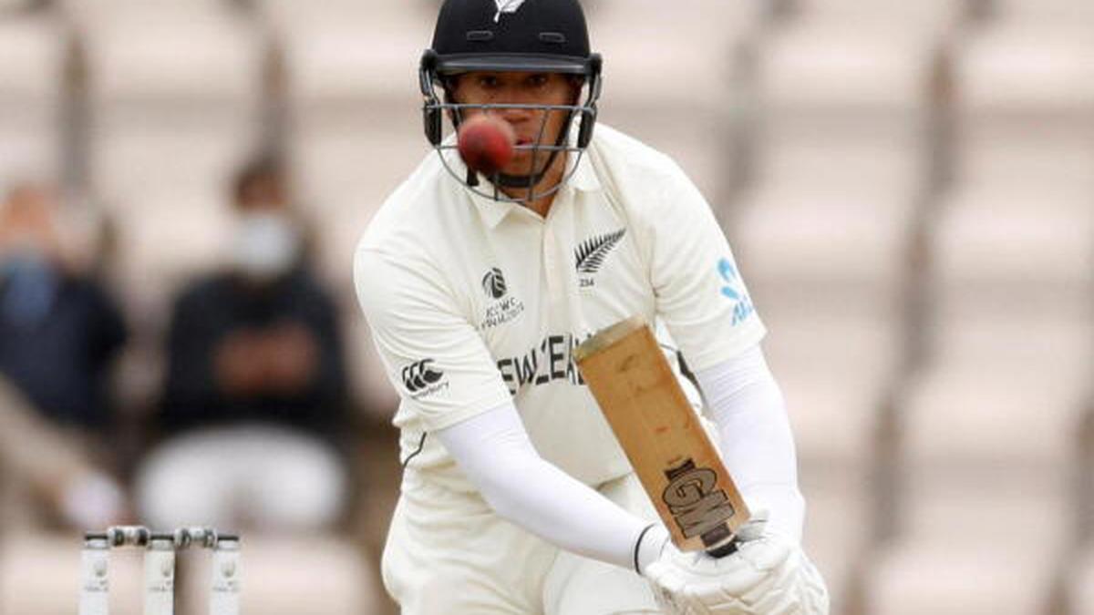 Ross Taylor plays last innings for New Zealand cricket team