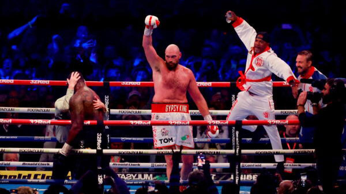 Fury bounces back to bow out in style with TKO win