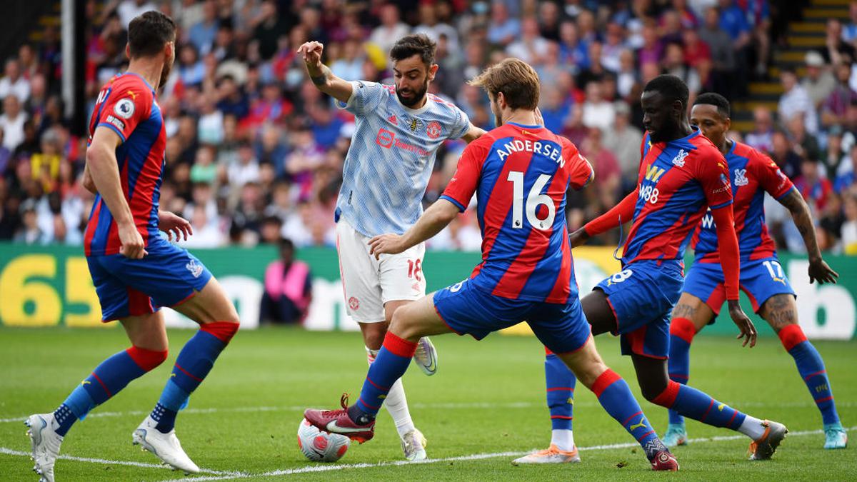 Man United books Europa League spot despite 1-0 defeat at Palace