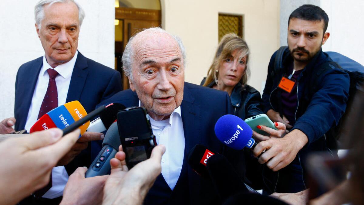 Sepp Blatter, Michel Platini face 20-month suspended jail sentences