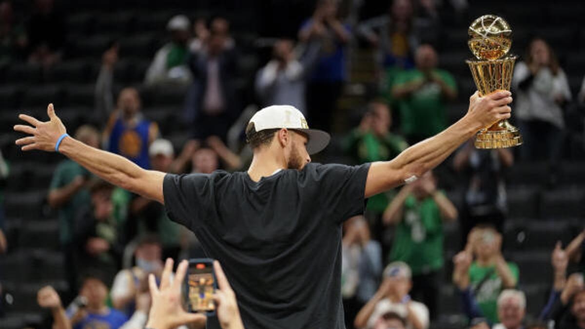 Stephen Curry named Most Valuable Player of the NBA Finals - Taipei Times